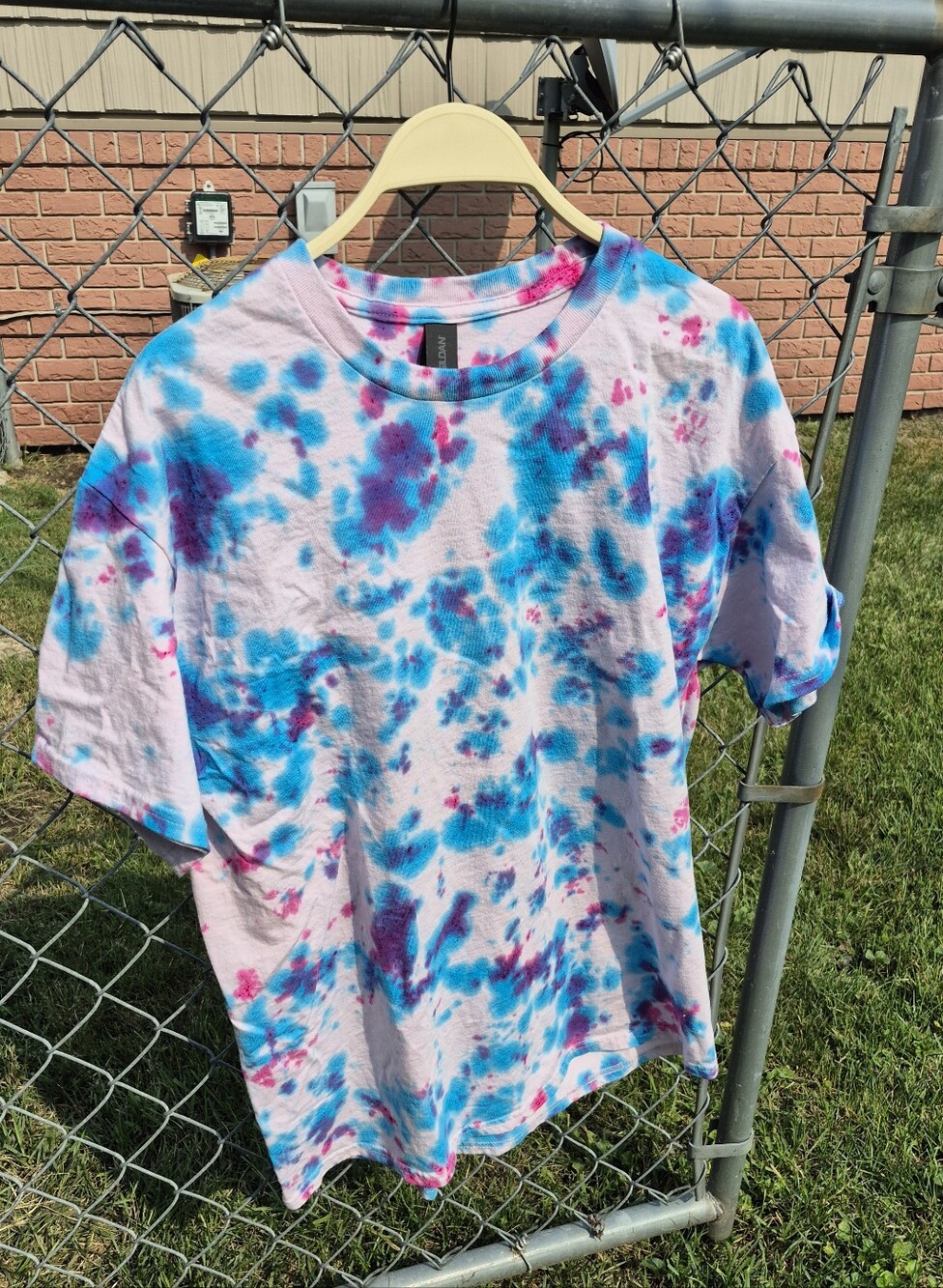 Unisex Large Tie-Dye Shirt